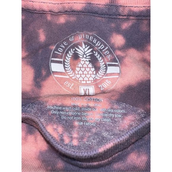 Love & Pineapples Dog with Sunglasses Bleached Tee - Picture 4 of 4